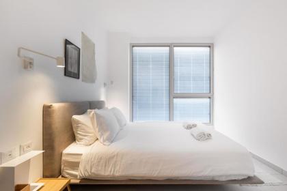 Captivating 3BR Apt w Terrace Near Sarona Market by Sea N' Rent - image 21