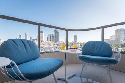 3 Bedroom with parking terrace and close beach - image 28