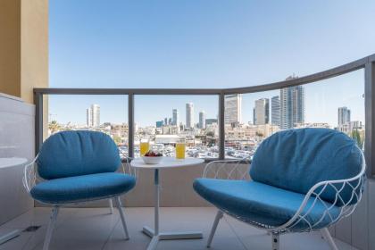 3 Bedroom with parking terrace and close beach - image 30