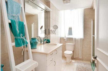 Bright and Charming 1BR Apt w Sea Views Near Shore by Sea N' Rent - image 25