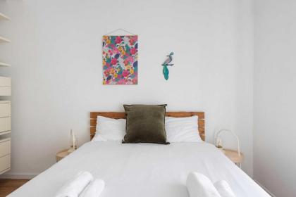 Cozy and Spacious by TLV2RENT - image 25