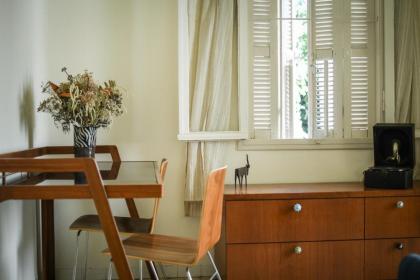 Homey 2BR Apt w Private Balcony in City Center by Sea N' Rent - image 24