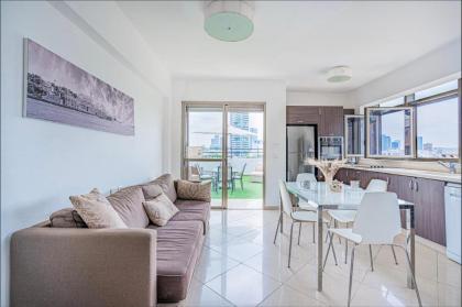 Amazing 2BR in Ben Yehuda by Holiday-Rentals