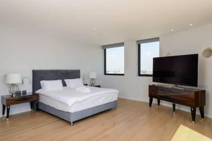 American Colony - 300 sqm Sea View by HolyGuest - image 17