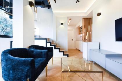 Wonderwoo by HolyGuest Tel Aviv