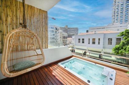 Apartment in Tel Aviv 
