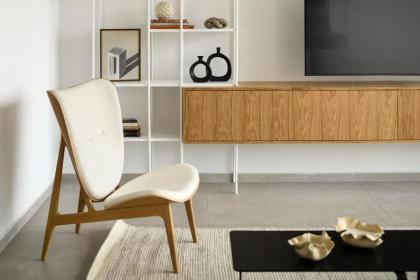 Picturesque 3BR Apt w Panoramic Views in Tel Aviv by Sea N' Rent - image 21