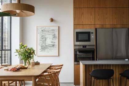 Picturesque 3BR Apt w Panoramic Views in Tel Aviv by Sea N' Rent - image 23
