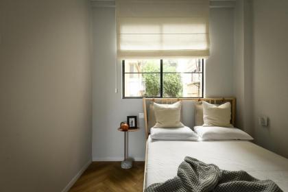 Picturesque 3BR Apt w Panoramic Views in Tel Aviv by Sea N' Rent - image 29