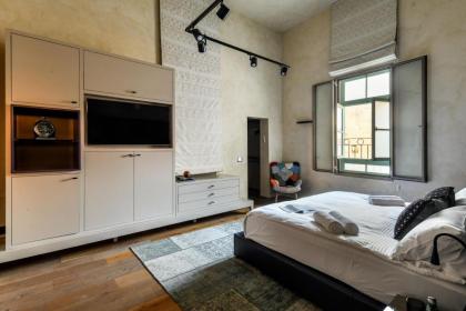 Luxury 3BR Apt w Patio Near Beach in Central Jaffa by Sea N' Rent - image 26