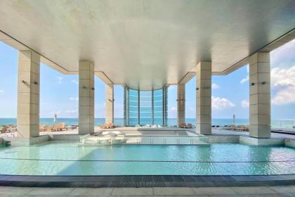 Amazing Sea view APT with parking at Royal Beach - By Beach Apartments TLV - image 23