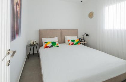 LUXURY SEA VIEW APARTMENTS - image 22