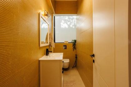 Nachmani Luxury Apartment By Nimizz - image 23