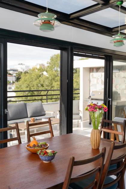 Bauhaus Penthouse - image 26