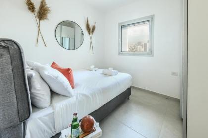 Luxury 3BR Duplex with Sea View in Tel-Aviv Center by Sea N' Rent - image 24