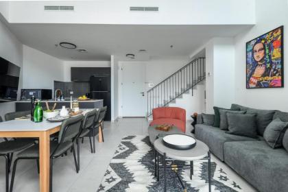 Luxury 3BR Duplex with Sea View in Tel-Aviv Center by Sea N' Rent - image 28