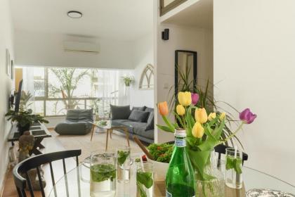 Cozy 2BR Apt w Green Oasis a 3 Min Walk from Beach by Sea N' Rent - image 29