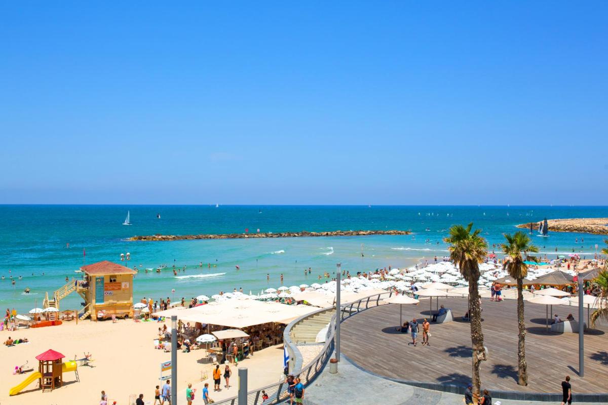 8 Hulda - By Beach Apartments TLV - image 2