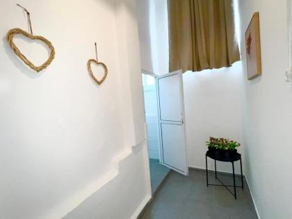 AspenTLV - Hacarmel Market Apartments & Studios - image 24