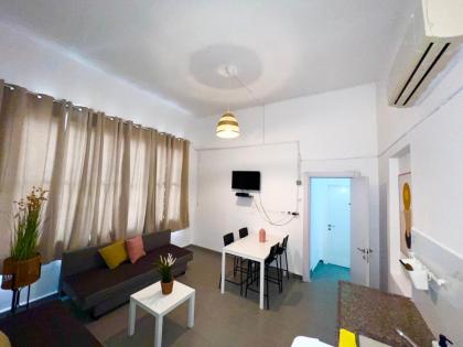 AspenTLV - Hacarmel Market Apartments & Studios - image 29