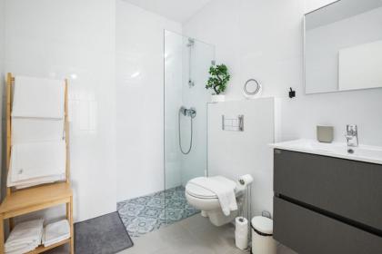 Skyline Oasis by TLV2RENT - image 23