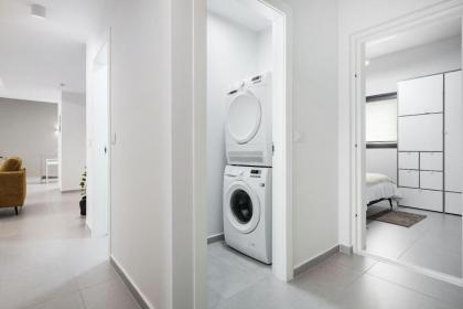 Skyline Oasis by TLV2RENT - image 28