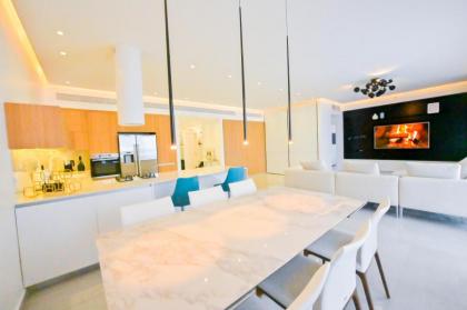 Apartment Fabulous - image 29