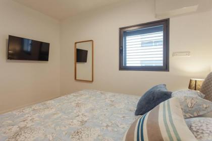 Cozy 1BR in Ben Yehuda by Holiday Rentals - image 26