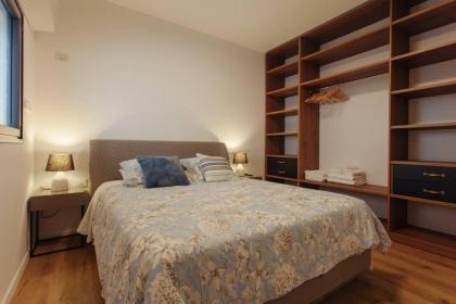 Cozy 1BR in Ben Yehuda by Holiday Rentals - image 29