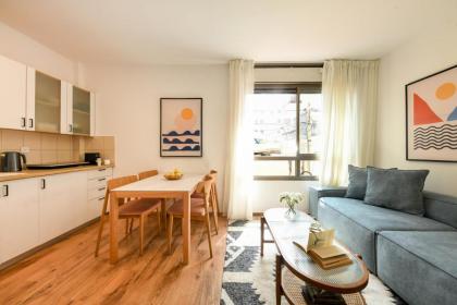 Cozy Apt with Mamad 4-min from the Beach by Sea N' Rent - image 24
