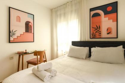 Cozy Apt with Mamad 4-min from the Beach by Sea N' Rent - image 26