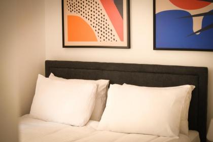Cozy Apt with Mamad 4-min from the Beach by Sea N' Rent - image 29