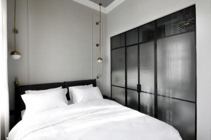 Allegro Neve Tzedek Boutique Suites - By HOMY - image 22