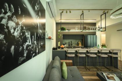 Sophisticated 1BR Apartment in Central Tel Aviv by Sea N' Rent - image 22