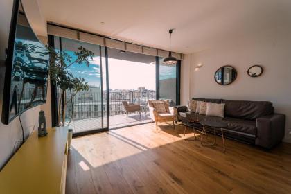 Neve Tzedek Luxury Apartment By Nimizz - image 30