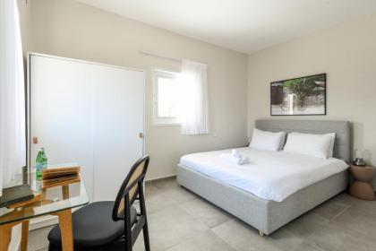 Spacious & Bright 3BR Apt Near the Beach & Port by Sea N' Rent - image 26