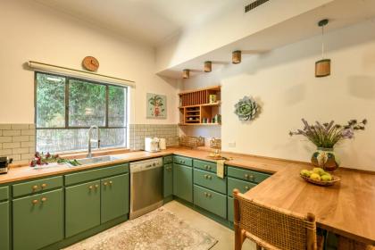 Charming 2BR Apt with a Breathtaking Patio in the Heart of the City by Sea N' Rent - image 29