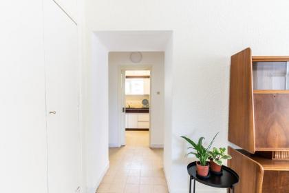 Spacious 3BR Surrounded by Greenery - image 22