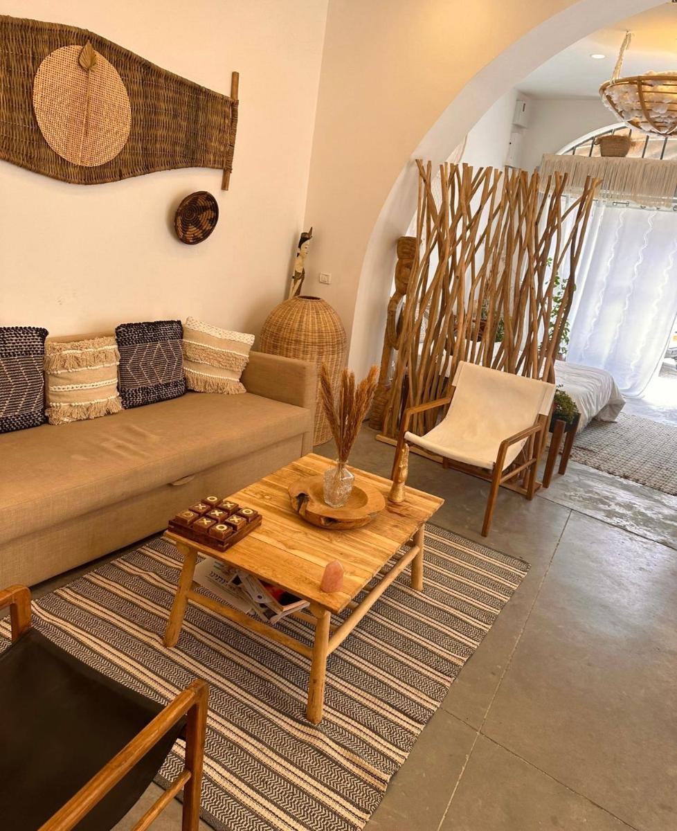 Light and cozy apartment- Bali style - image 3