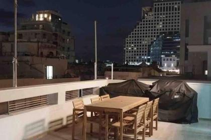 Beach Rooftop Apartment - image 21