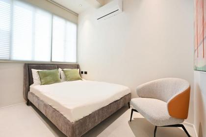 Stylish 3BR close to the beach by HolyGuest - image 22