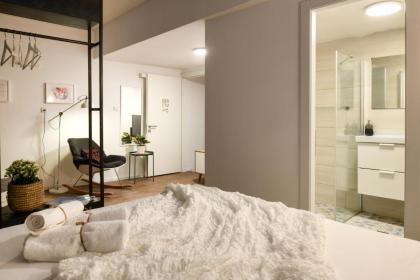 The Carmel House - Aparthotel in Kerem Hateimanim By Sea N' Rent - image 28