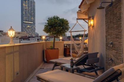 Stunning 4BR Duplex Penthouse by HolyGuest - image 21