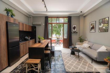 DeBlox living - Alhambra Apartments - image 21