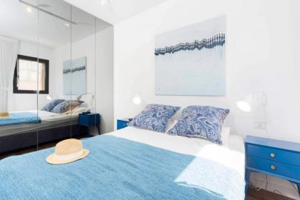 Beautiful Apartment on the Beach with Mamad by Sea N' Rent - image 21