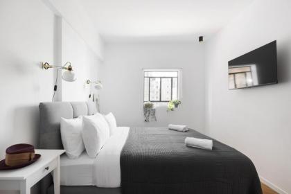 Spacious & Modern 3BD Apartment 2-min From Beach by Sea N' Rent