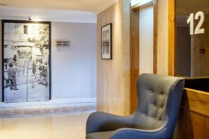 Grand Sea View Retreat by Sea N' Rent - image 19
