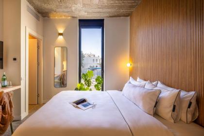 Savanna Hotel - Soft Opening - image 28