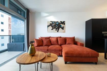 Buzzing Florentin new 1BR By Holiday Rentals Tel Aviv